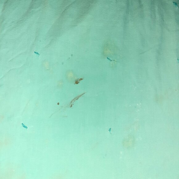 VINTAGE HANDMADE CRAZY QUILT GRANNY SQUARES CUTTERS COTTAGE CABIN FEEDSACK 75X64 - Picture 8 of 9